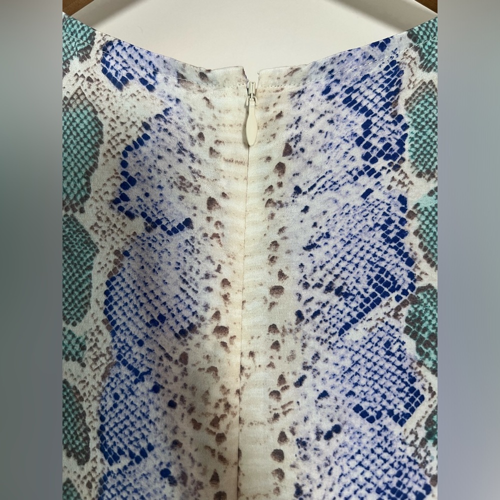 Equipment Femme 100% Silk Blouse Snakeskin Animal Print Green Blue Tan Ivory Med - Picture 8 of 10
